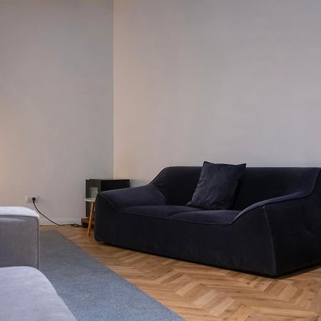 Nam Hotel Prizren Bagian luar foto