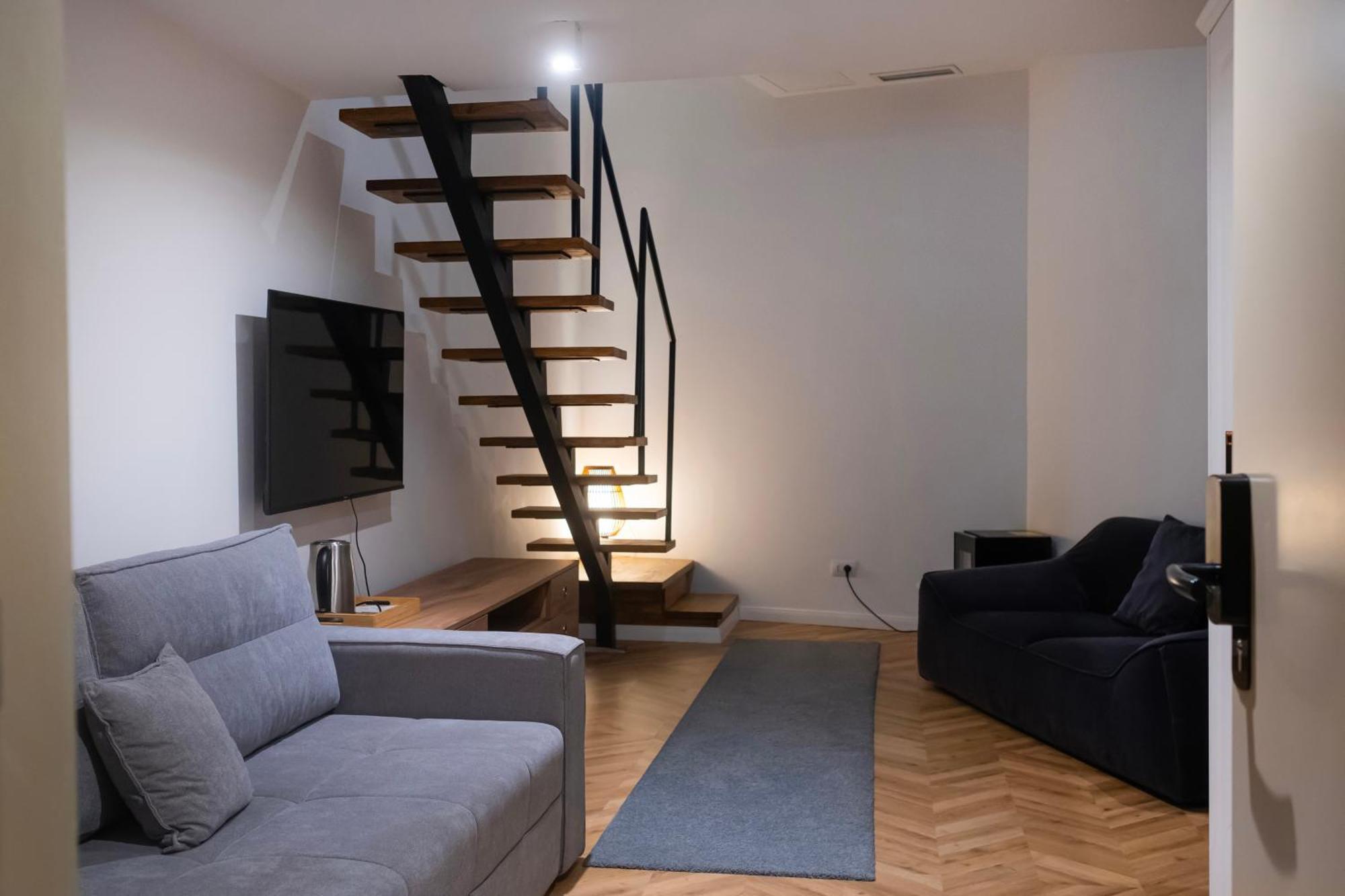 Nam Hotel Prizren Bagian luar foto