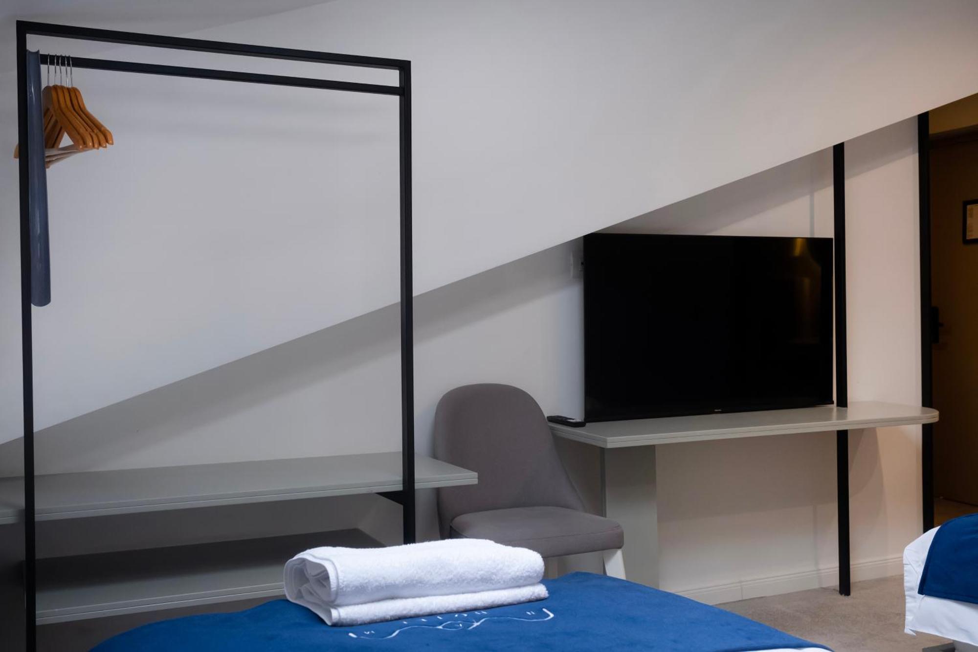 Nam Hotel Prizren Bagian luar foto
