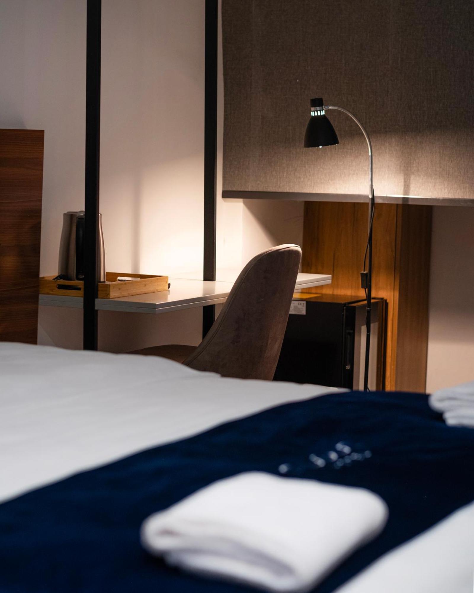 Nam Hotel Prizren Bagian luar foto